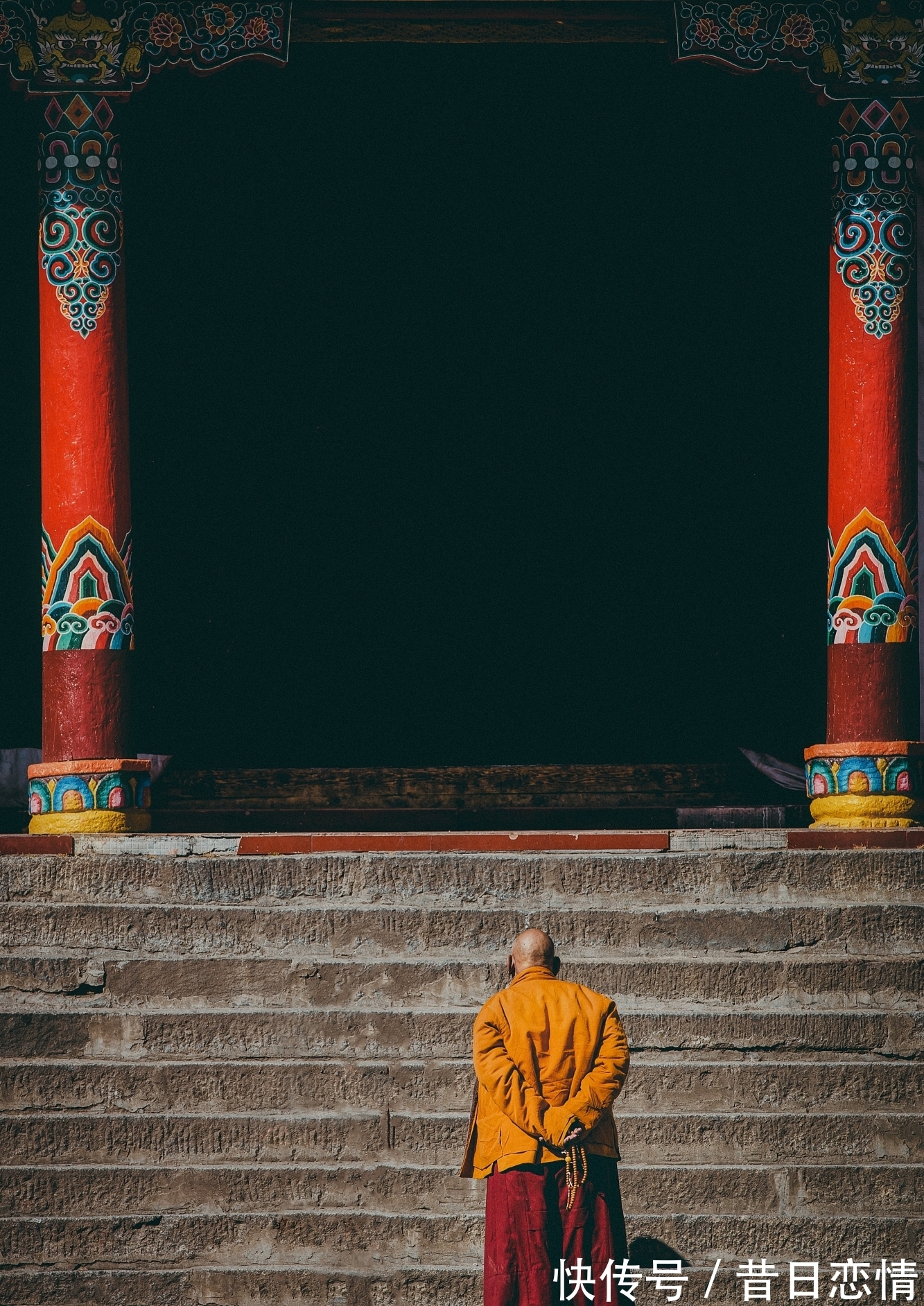 彩云追月&绕头诗35首：奇思妙句，感悟世间百态，若有同感，不妨也来一句