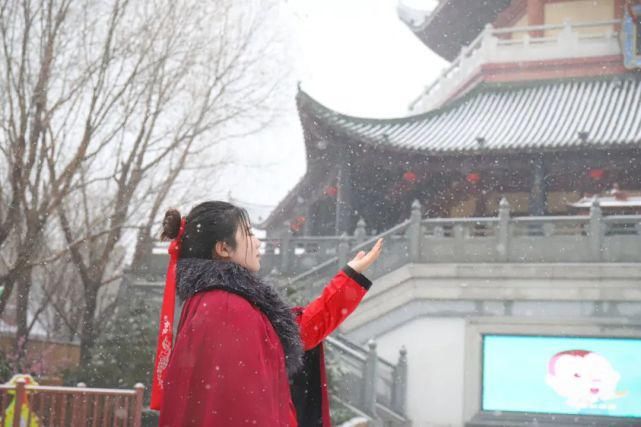 美到犯规，一步一景，济南几处古风雪景地，第一眼就让人倾倒！