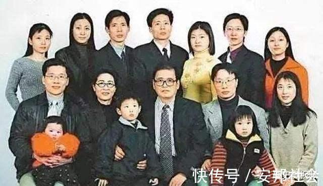 蔡笑晚|他被称为博士老爹,6个孩子5个博士,总结24字教育经验