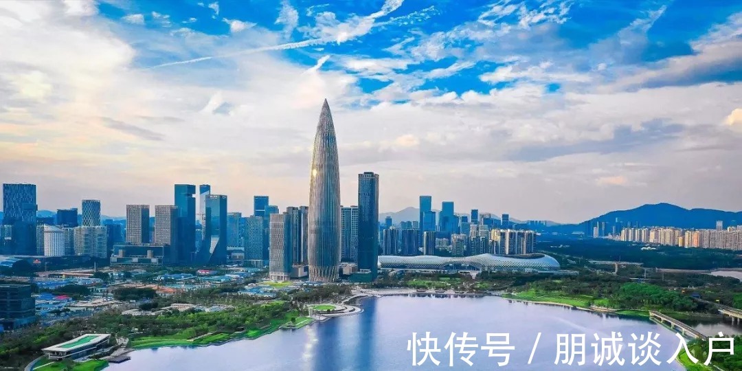 宅基地使用权|入户深圳后,老家的房子就自动放弃了?