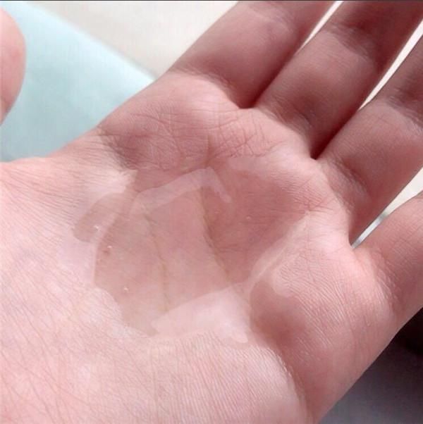 床单沾上血渍不用愁,教你简单方法,新旧血渍都能洗得干干净净