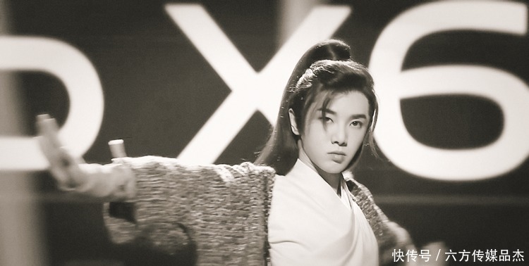 致敬经典何必总拿来比较，华晨宇的《杀破狼》也有自己的味道