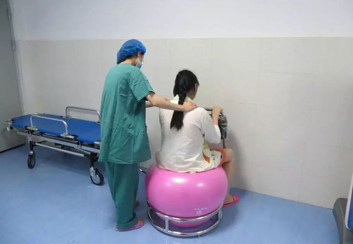 生育|45岁女强人,生3胎后急速衰老:生育,带给女人的究竟是什么?