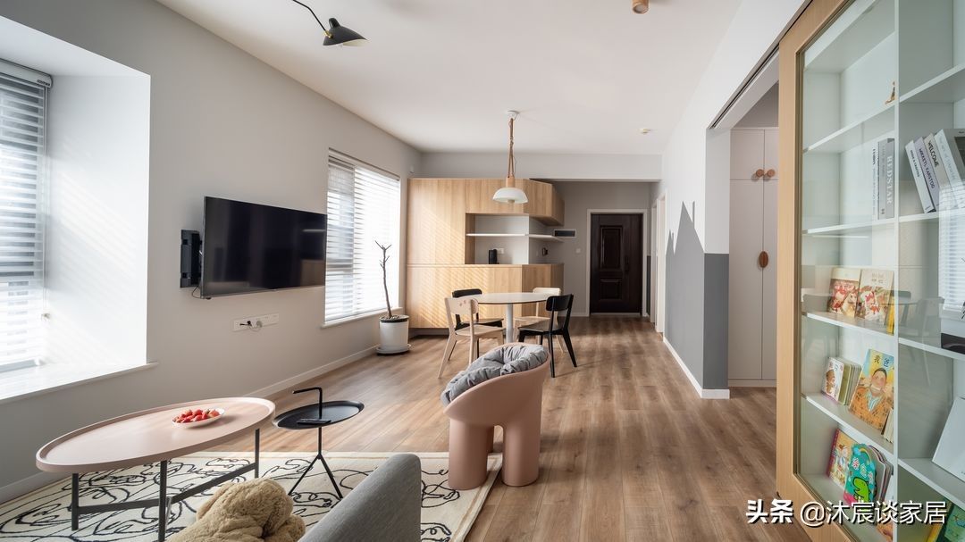 挪位|拆墙挪位后，她让小家实现“大横厅”，采光好，动线流畅，好舒服