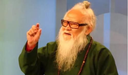 中医|中医长寿秘诀:抓住晨起五分钟,通七窍、养五脏、祛百病!