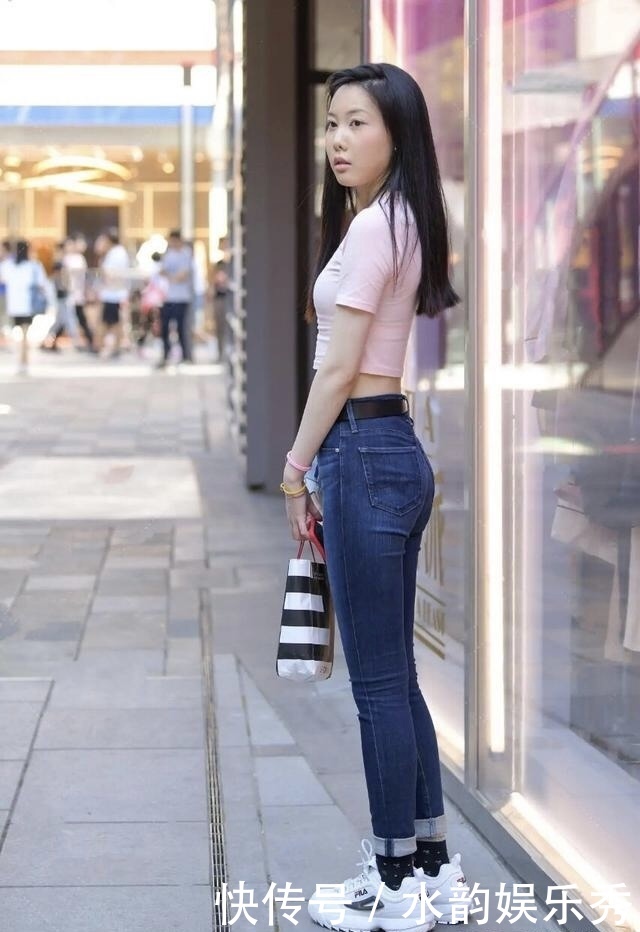 “苹果型”身材不必慌,遵循一点便可占据主动,这样穿才有韵味!