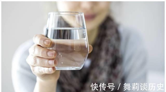 血压|“中风”为何越来越多?直言:改掉饭后3个习惯,脑血管会更健康