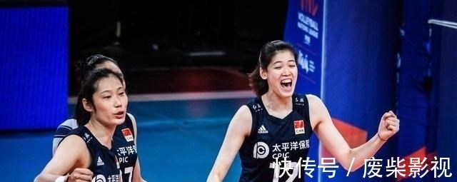 江苏女排|李盈莹比心太可爱!直言要更强大,中国女排新核心?朱婷最强对角