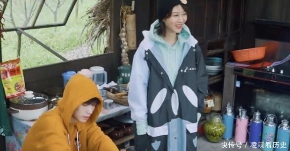 支架 陈赫李诞空降成苦力,杨紫离开恋恋不舍,张艺兴做支架一脸冷漠