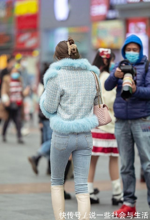 穿搭 阳光清新的打底裤穿搭塑造优美比例线条,展示时尚风情,秀美小腹!