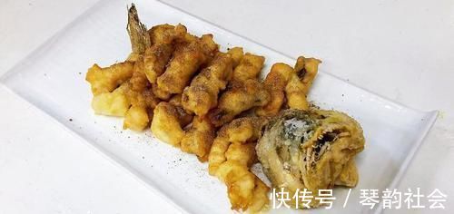 炸鱼时，有人用淀粉，有人用面粉，大厨都错了这才是正确做法