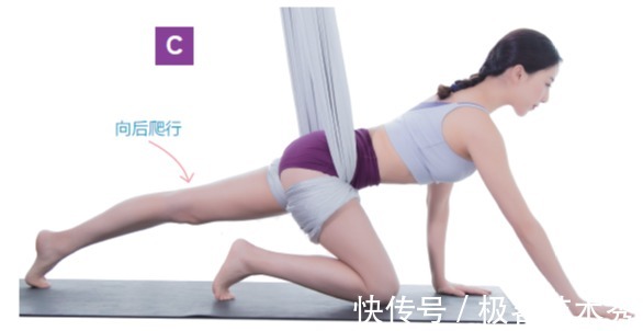 双脚|5个瑜伽动作，让你轻松get天鹅臂！