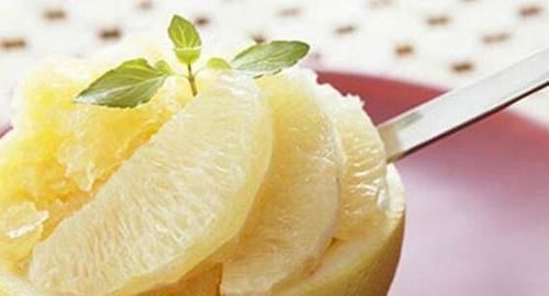 柚子|女性不想显老，多吃三种食物，保护皮肤、消除斑块，使肌肤洁白！