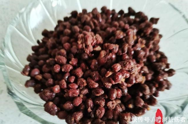 网红店蜜豆卷超火，其实在家也能做，我加入了南瓜泥更好吃