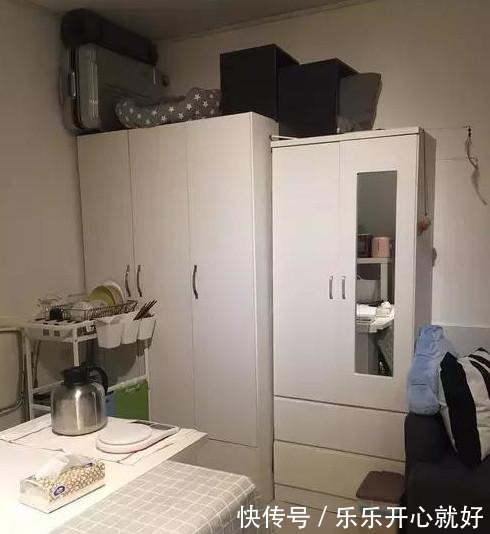 出租房|我和男友在上海15平的出租房, 又小又破, 改造后, 房东阿姨愣住了！