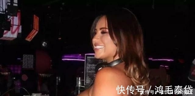 健身|美国女孩痴迷于深蹲健身,身材凹凸有致的她,体重75KG