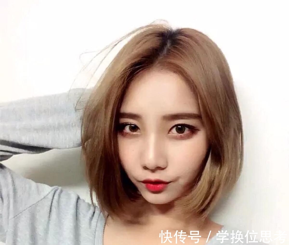 气质|还在剪齐肩短发?早就out了!今年流行这4款,显脸小还显气质!