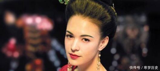 大臣|她为了不与皇帝陪葬,使用了特殊的手段,导致这位皇帝废除殉葬