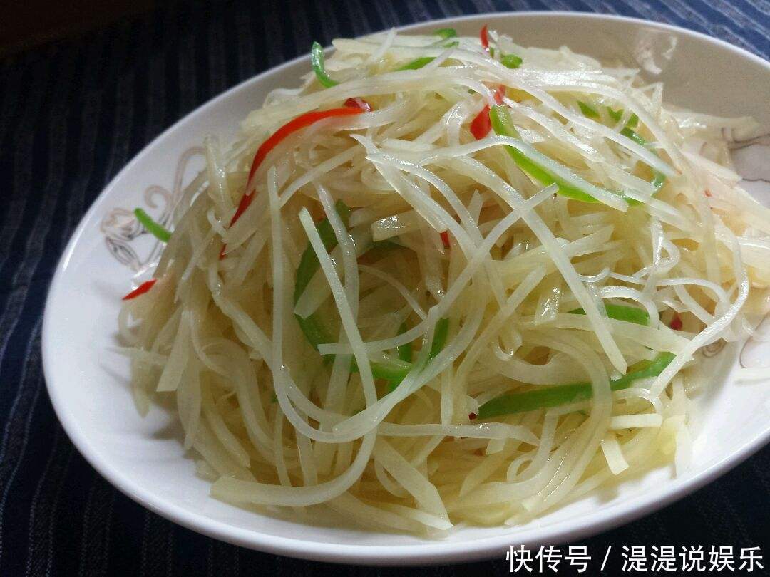放对|炒土豆丝先放醋还是先放盐很多人都做错了,放对了脆爽可口