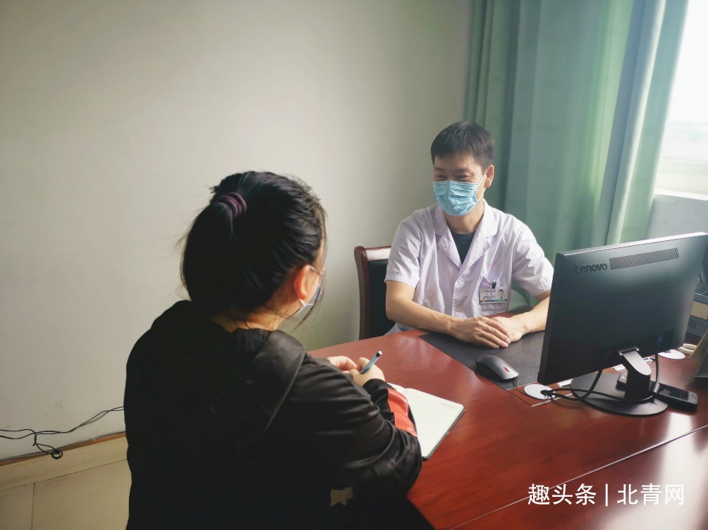 皮下组织|女子胸部取出200ml“鱼卵”！医生提醒未婚未育女性莫轻率尝试