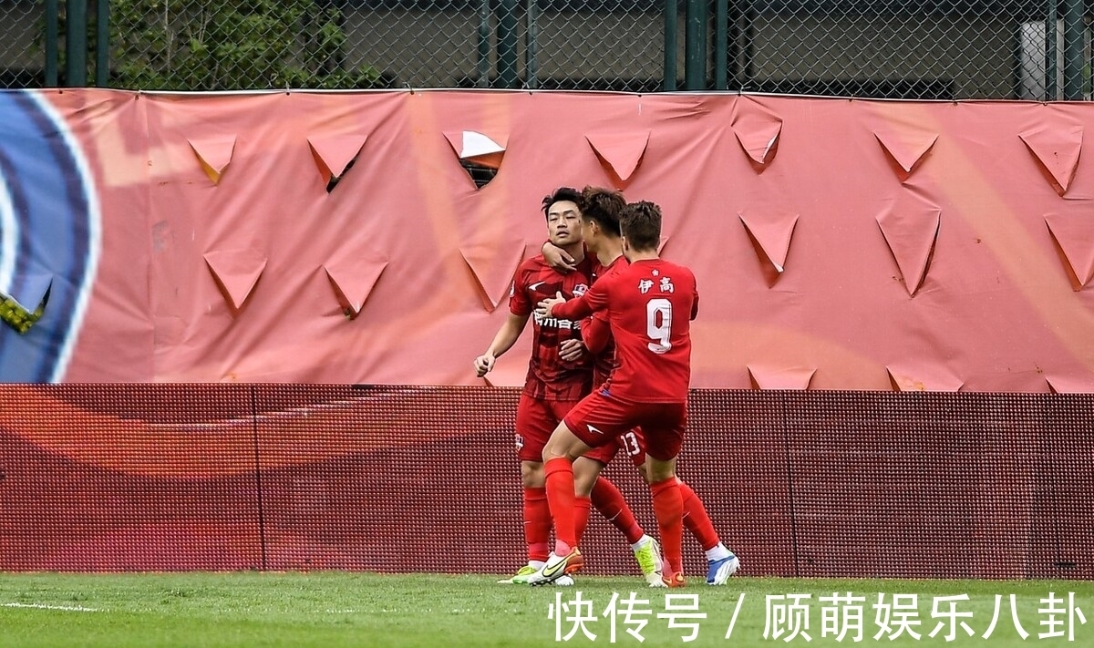 冲超|4比2,11连胜!中甲劲旅爆发,恒大旧将甩开刘若钒成国内第一土炮