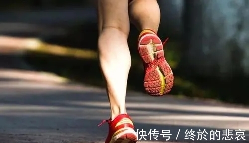 彭昱畅|坚持晨跑，49岁黄磊瘦了：把跑步坚持下来，你至少有个好身体