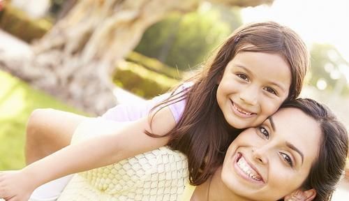 宝妈|儿子在超市剥了颗荔枝,被员工大骂没教养,宝妈的回答让路人佩服