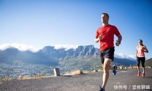 游泳|减肥效果突出的,不是跑步或游泳,可能是这项在家就能做的运动