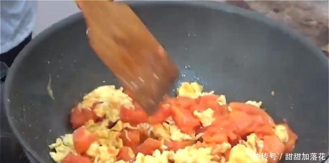 下饭|这才是西红柿炒鸡蛋的正确做法,营养丰富,味道鲜美,太下饭了