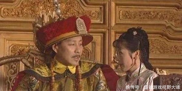 古墓中发现一具穿龙袍的女尸, 腿上有血迹,专家鉴定后都不敢信