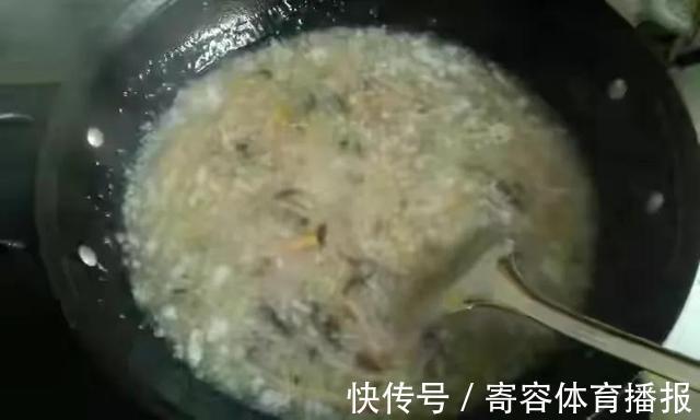 酸菜叶|饭前来碗酸辣汤!酸辣开胃,汤汁浓稠,几分钟就搞定