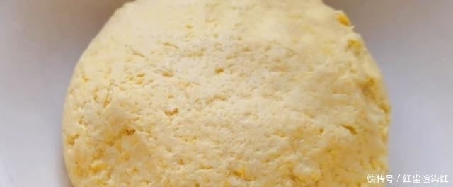 玉米面特好吃的做法,活了30几年第一次做,出锅全家人都抢着吃