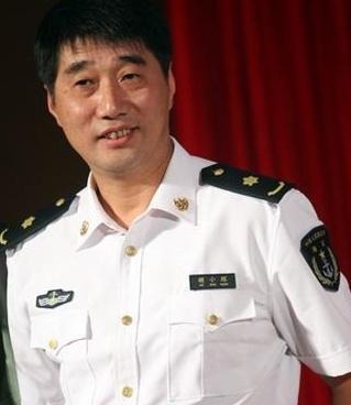 陈赫实在太低调,表舅是陈凯歌不算啥,亲舅舅才真的家喻户晓