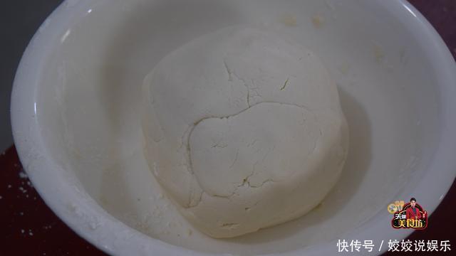 妈妈教我的紫薯糯米糍粑,做法和配方全在这里,你也做来试试看吧