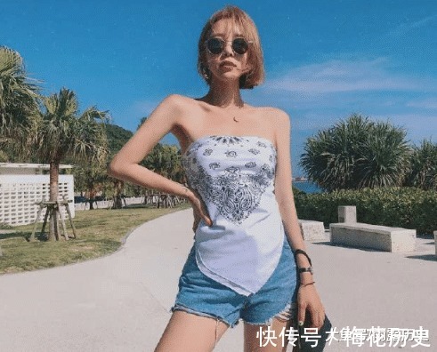 街拍|街拍小姐姐穿休闲套装，感觉穿出了与别人不一样的味道！