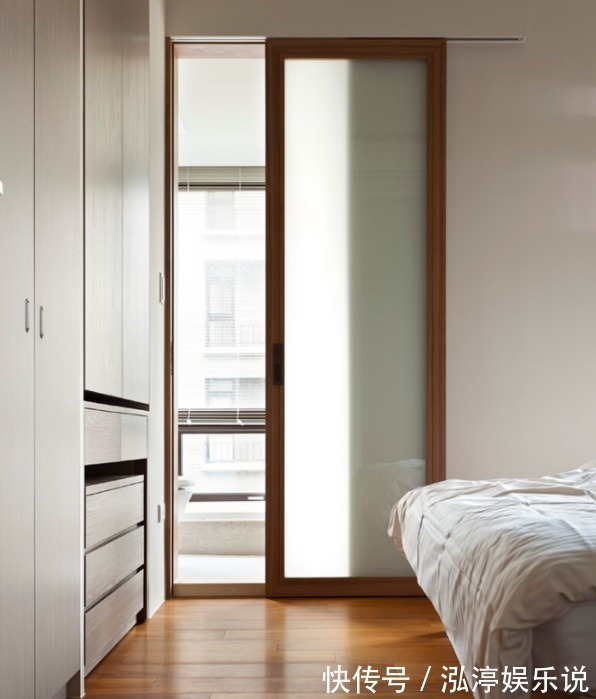 书房|小户型如何装出大气感他家这样设计，清爽通透，一眼就喜欢上了