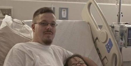 警告|全球身材最矮小的母亲仅70厘米,不听医生警告拿命生下三个孩子