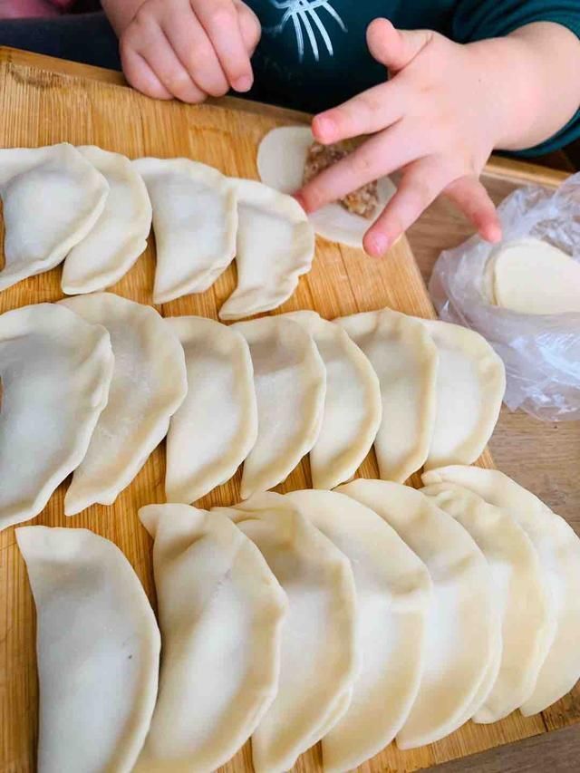 拌饺子馅最忌放“它”,10人有9人放错,难怪饺子不鲜还不好吃