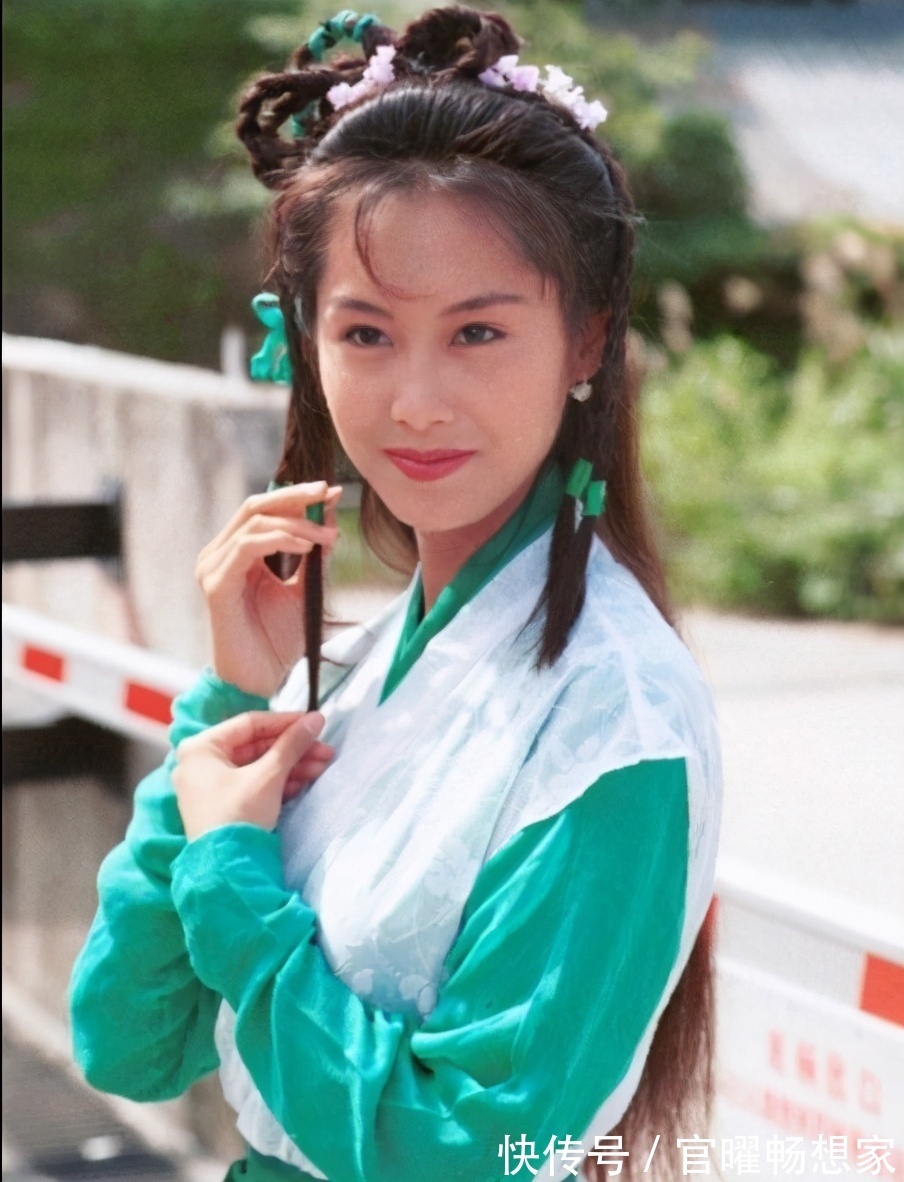 林依晨#5个版本的黄蓉,本以为翁美玲足够经典,但她却深得金庸喜爱