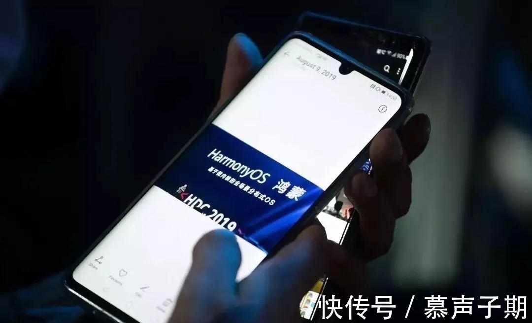 iphone|买华为还是选苹果？咱就从多角度对比两者差距，这次可算不纠结了