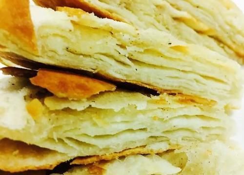 色泽|这才是发面饼的好吃做法,色泽金黄,香软可口,比面包还要好吃!