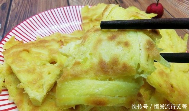 冬天,吃油条不如吃它,做1次不到3块钱,一拌一烙金黄酥脆超香