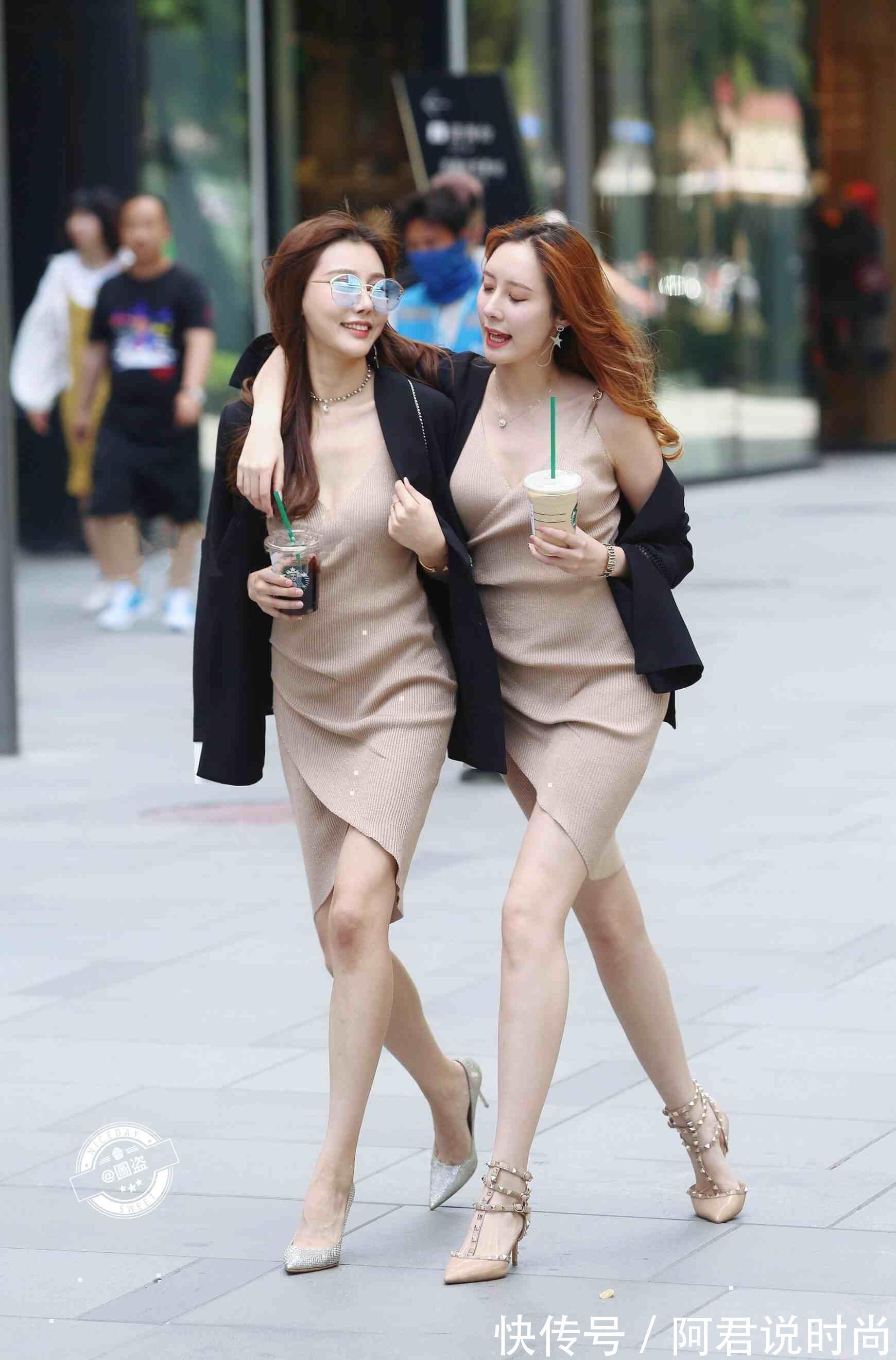 美女 丰润雅致的连衣裙美女,让造型远离俗套感,显瘦增高