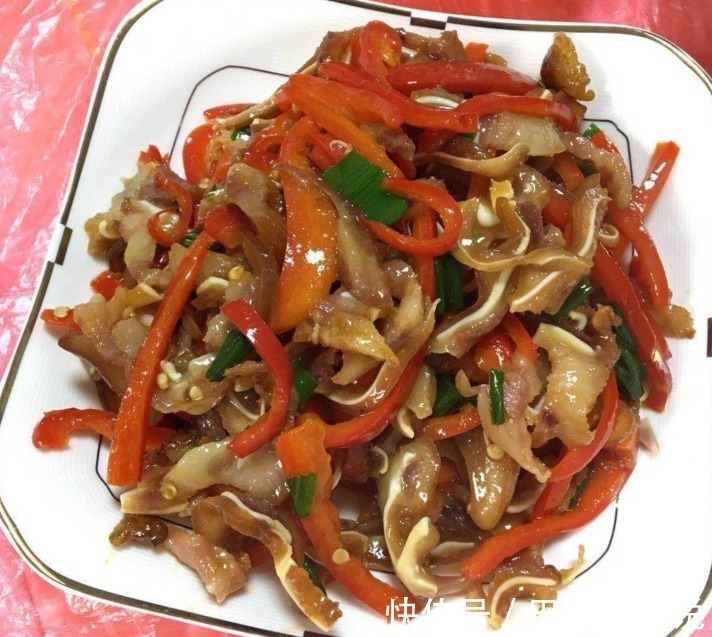 做菜|12个人聚餐吃饭，做了16个菜，做菜做了2个半小时，菜看着还行吗