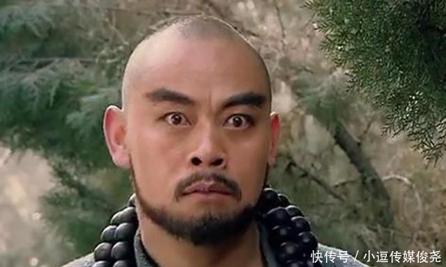 林冲和鲁智深结拜得快,裂痕来得也快,全因林冲上梁山前干的蠢事