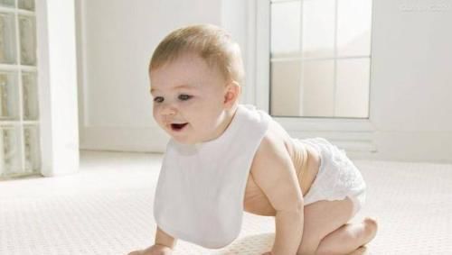 透气性|宝宝到底要不要穿纸尿裤？很多宝妈一开始就错了，你也如此认为吗