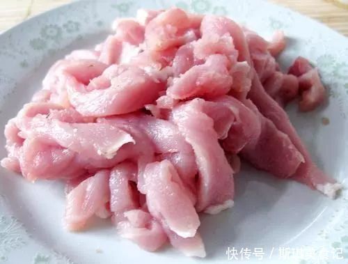 抗衰老|女人吃猪皮能抗衰老？营养师：真正能抗衰老的，是这4类食物