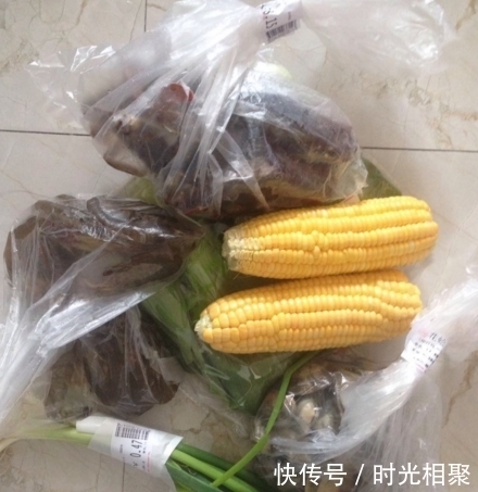 辣椒|花了68块给女儿做了海鲜宴,女儿连吃了3碗饭,连老婆看了都懵了