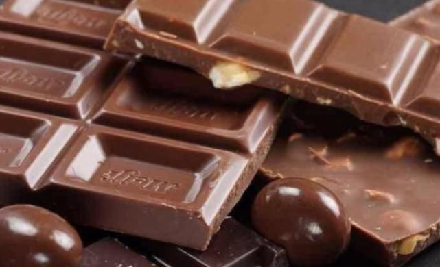 吃了这么多年巧克力，才明白上面的凹槽有什么用，原来一直误会了