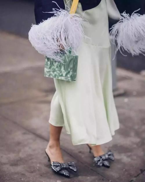 今年春夏超流行的4组配色，穿对了巨显白巨显贵！|颜色搭配 | a6418